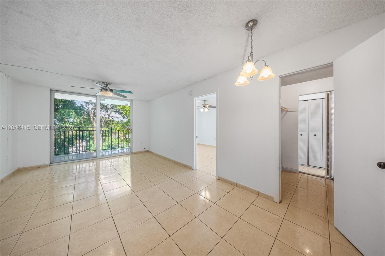 14155 Sw 87th Street 404-e Property Photo 2