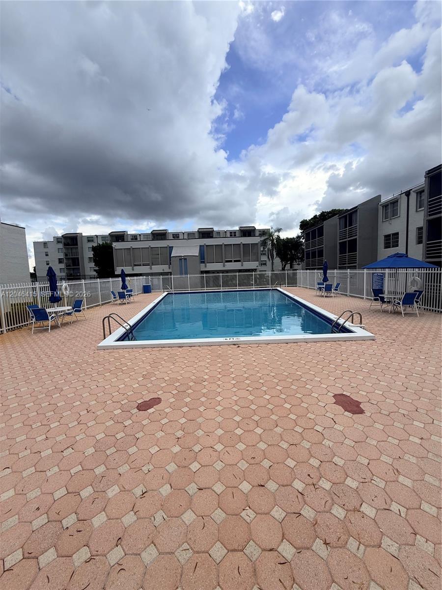 14155 Sw 87th Street 404-e Property Photo 21
