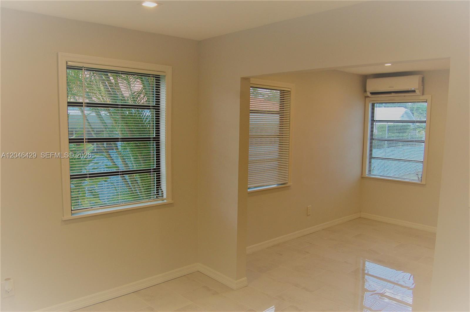 A12046429 Property Photo 4