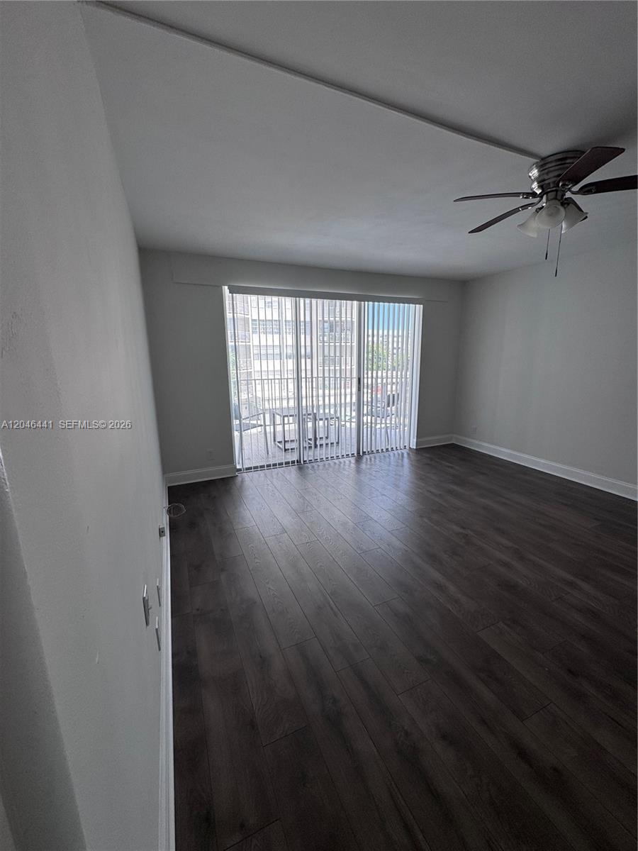 16710 Ne 9th Avenue 305 Property Photo 12