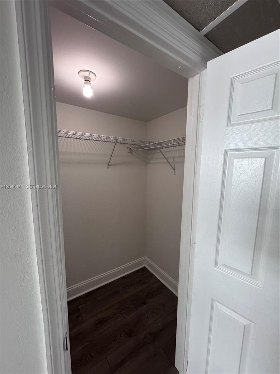 16710 Ne 9th Avenue 305 Property Photo 18