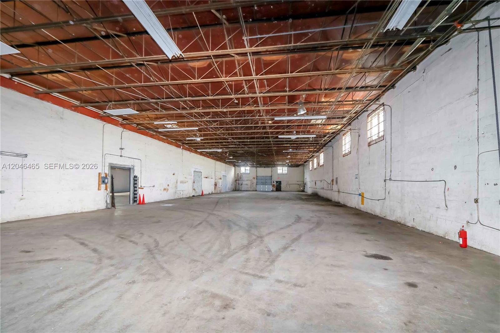 540 W 20th Street Property Photo 6