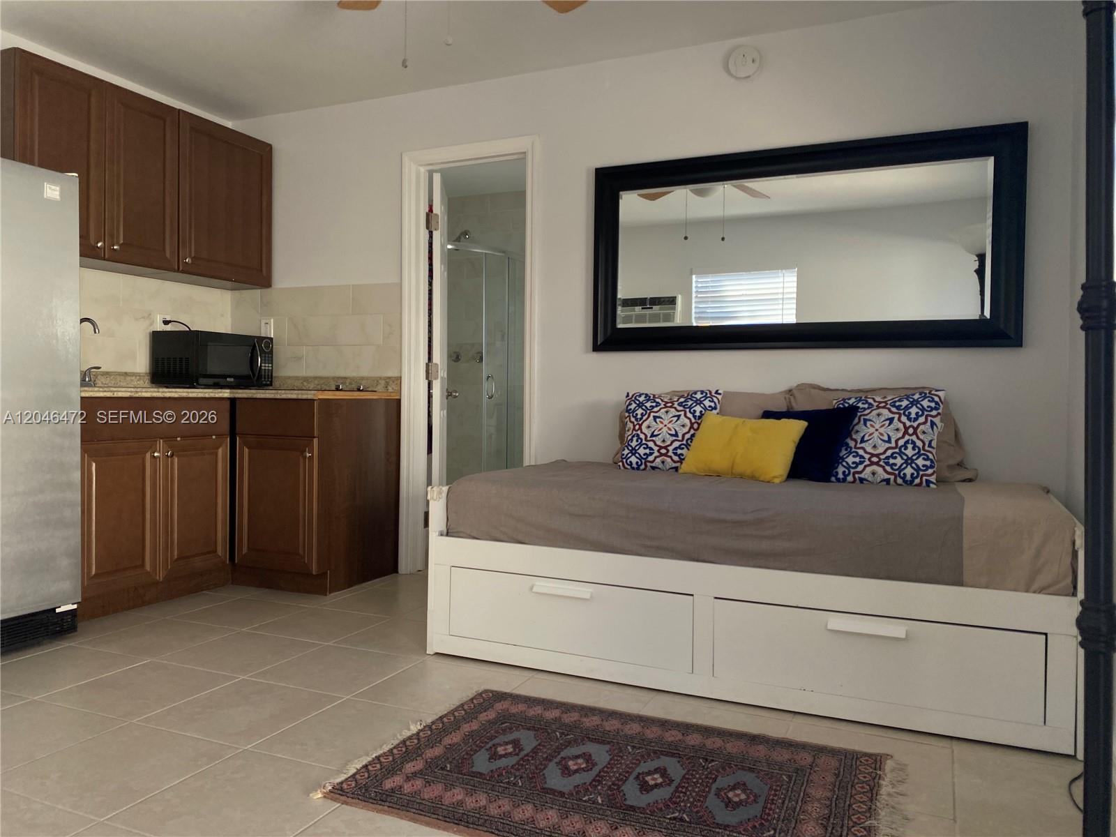 A12046472 Property Photo 16