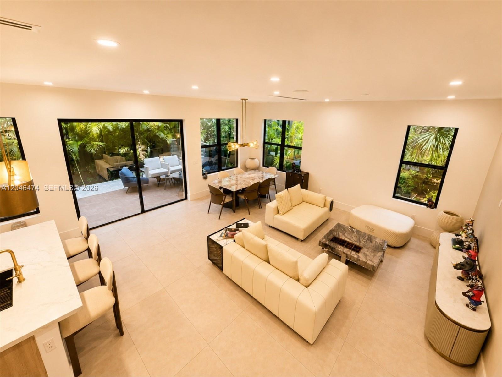 A12046474 Property Photo 5