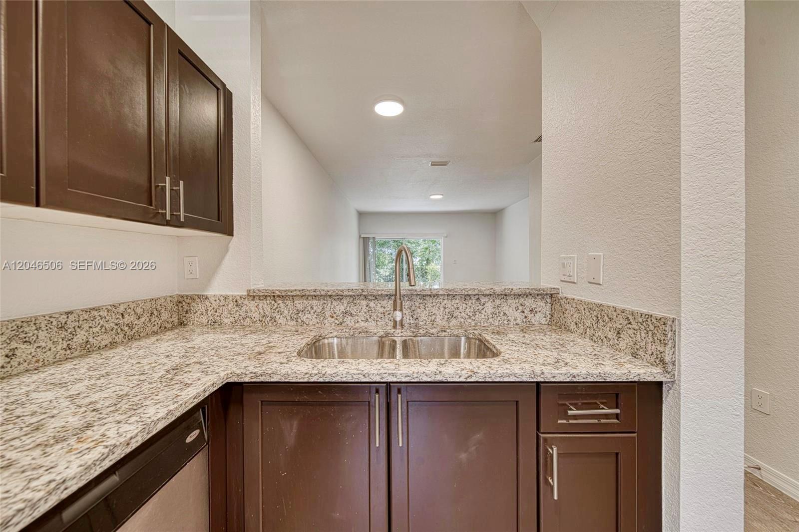 14033 Sw 49th Street 6 Property Photo 5