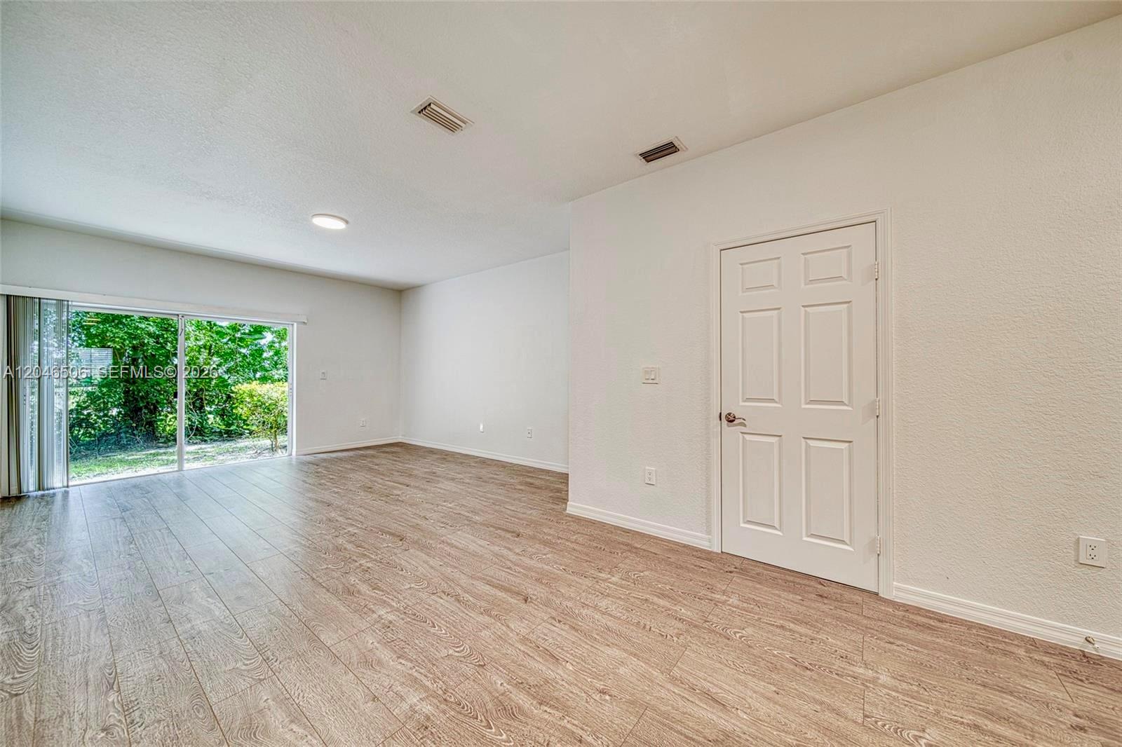 14033 Sw 49th Street 6 Property Photo 10