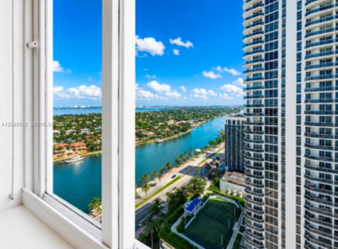 4775 Collins Avenue 2407 Property Photo 11
