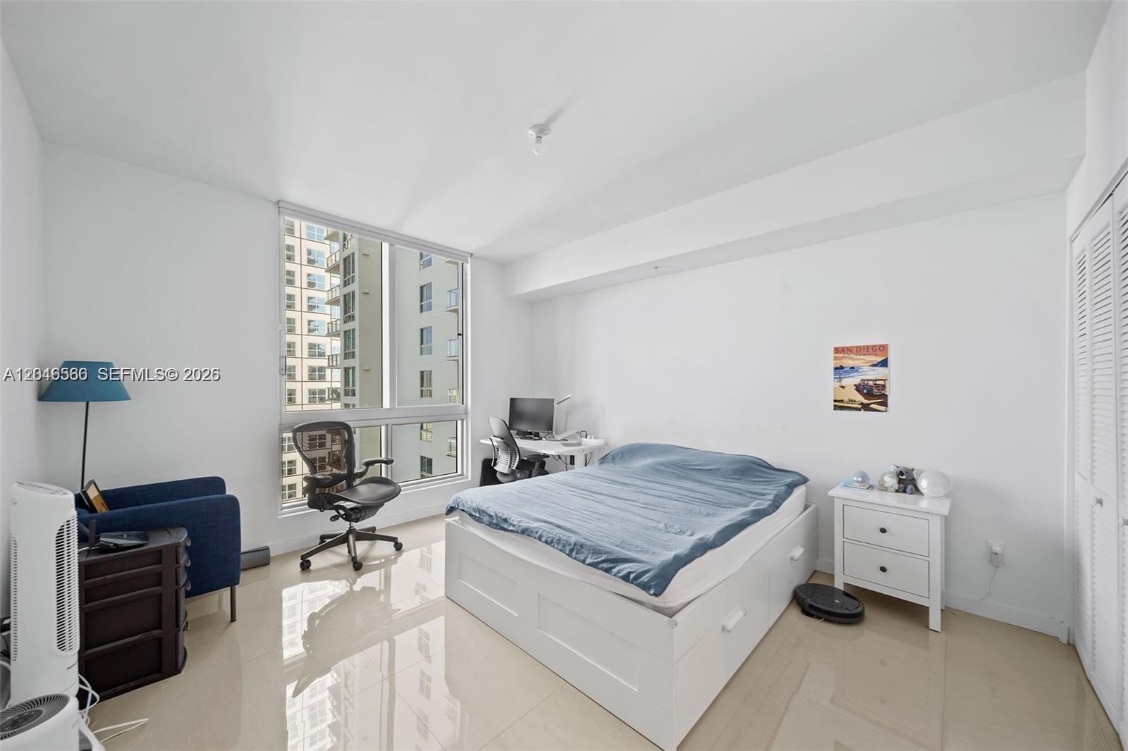 300 S Biscayne Boulevard T-2603 Property Photo 9