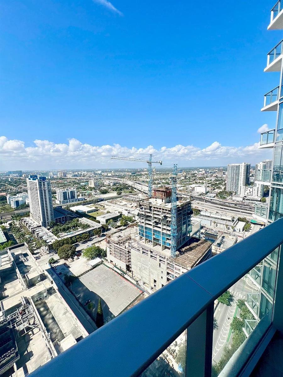 A12046573 Property Photo 27