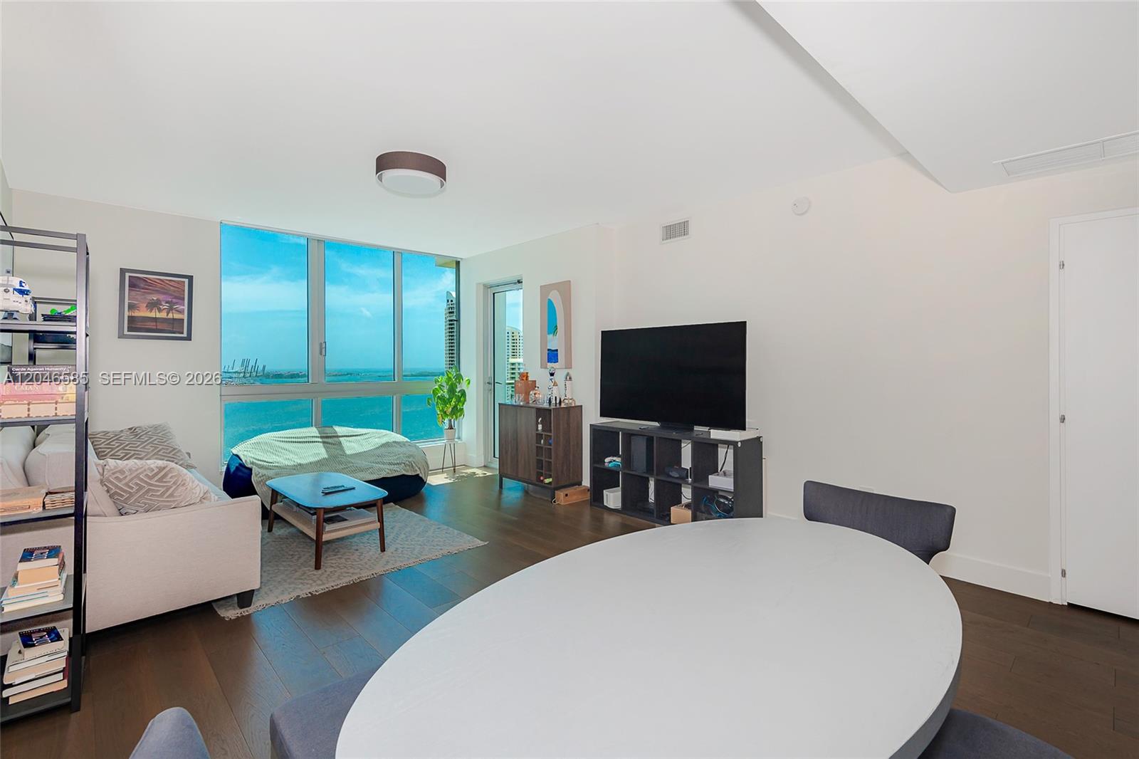 300 S Biscayne Boulevard T-2612 Property Photo 5