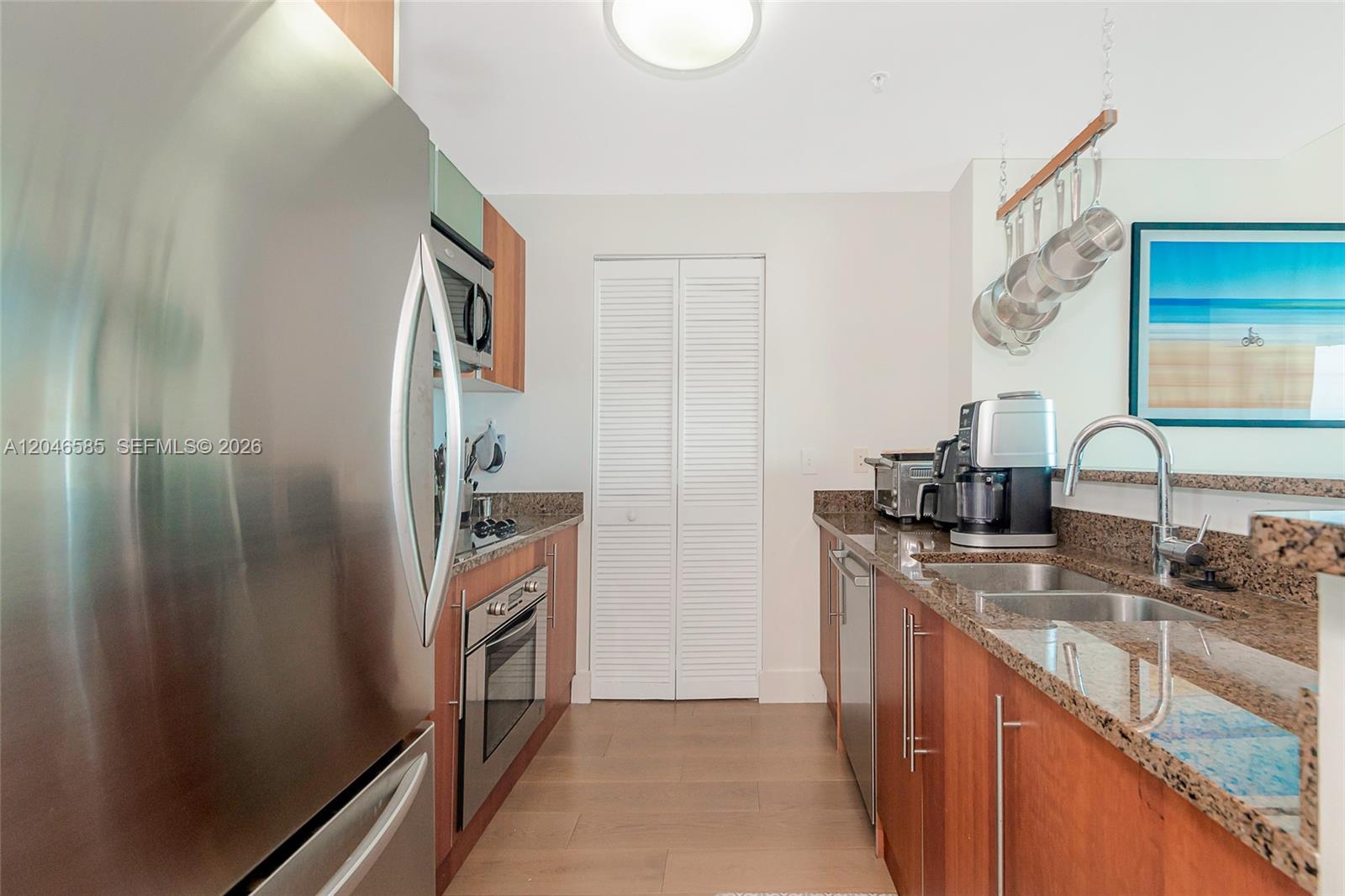 300 S Biscayne Boulevard T-2612 Property Photo 14
