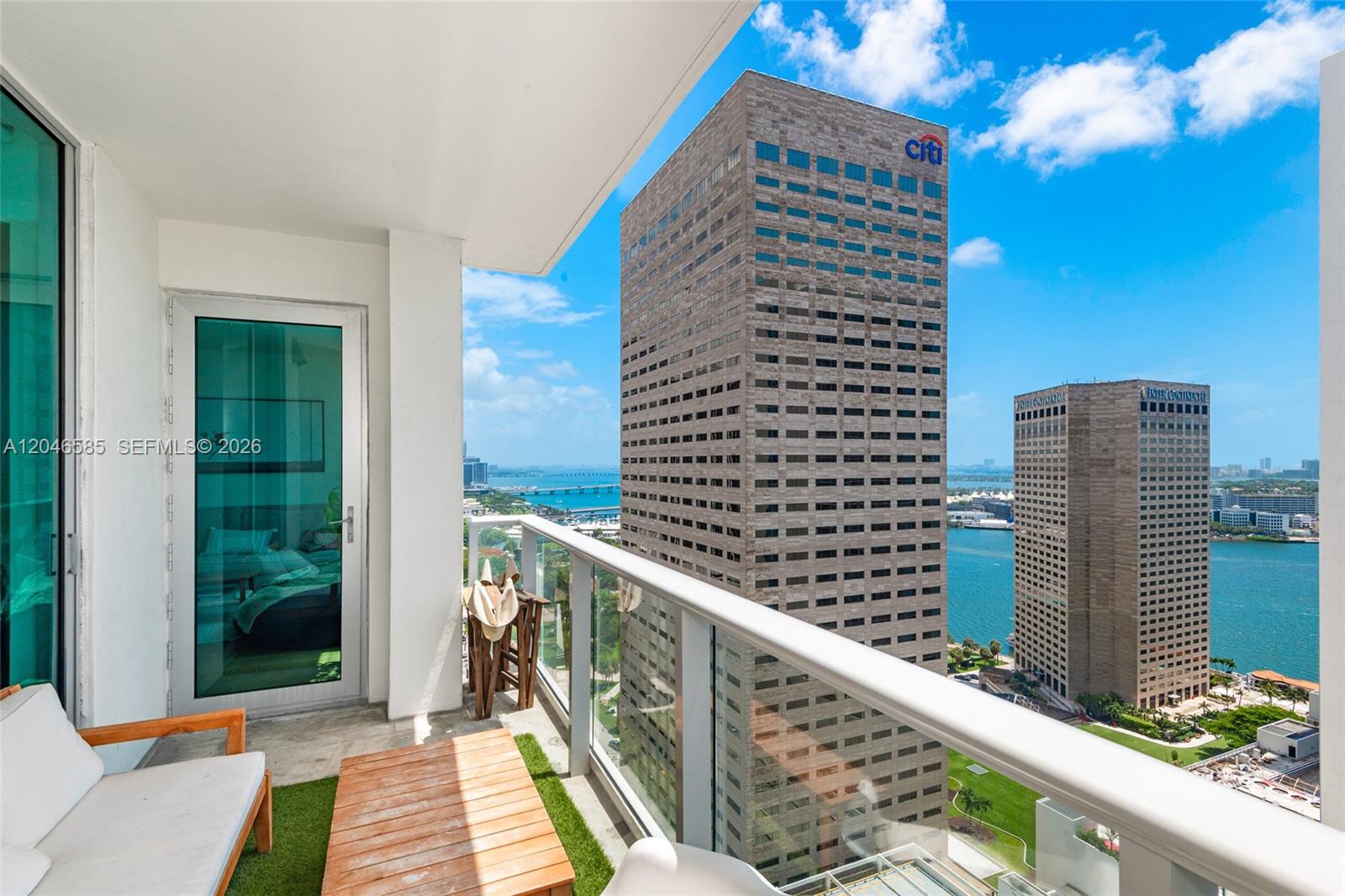300 S Biscayne Boulevard T-2612 Property Photo 24