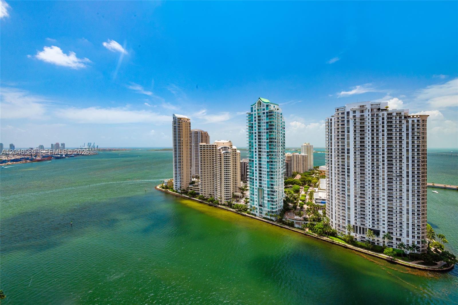 300 S Biscayne Boulevard T-2612 Property Photo 26