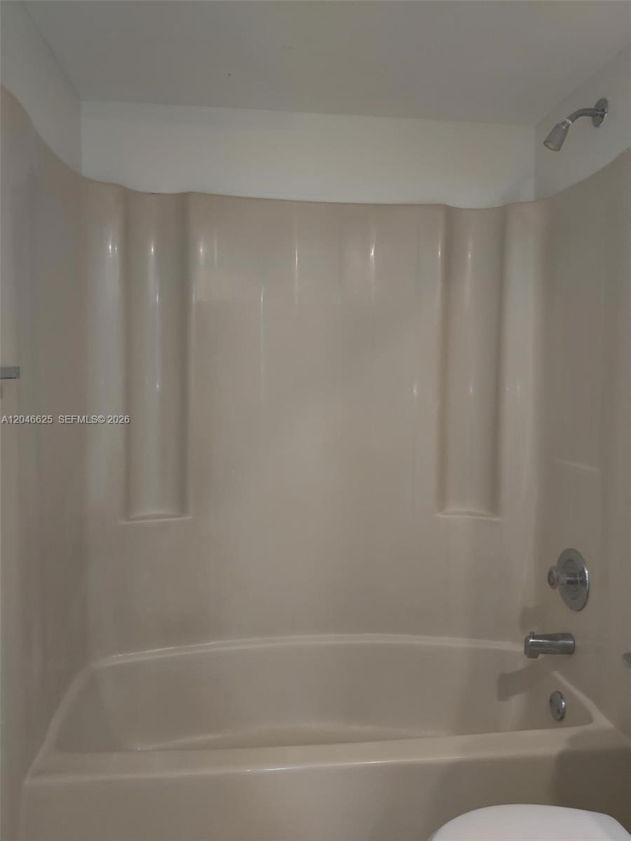 300 E Club Circle 108 Property Photo 22