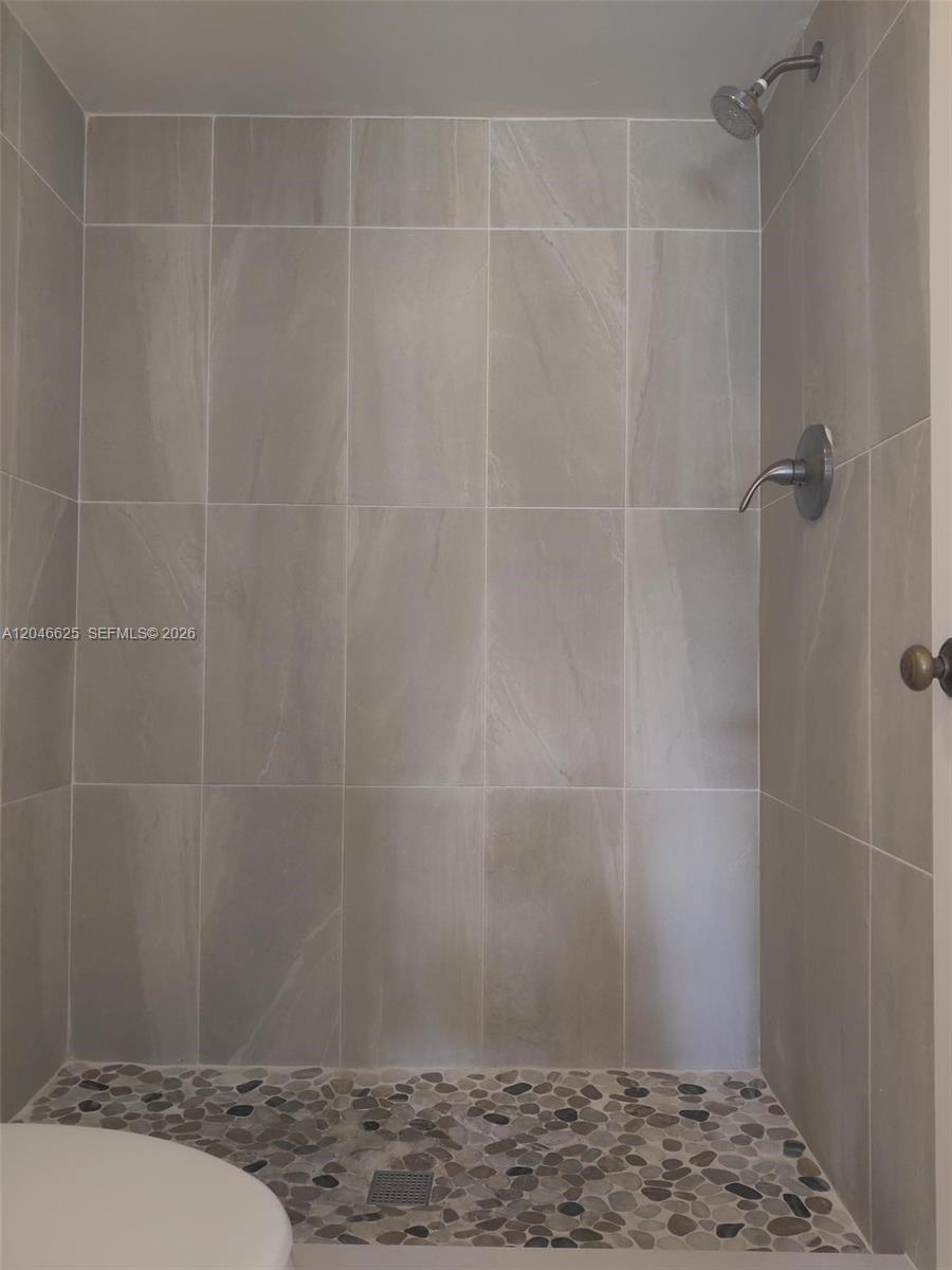 300 E Club Circle 108 Property Photo 37