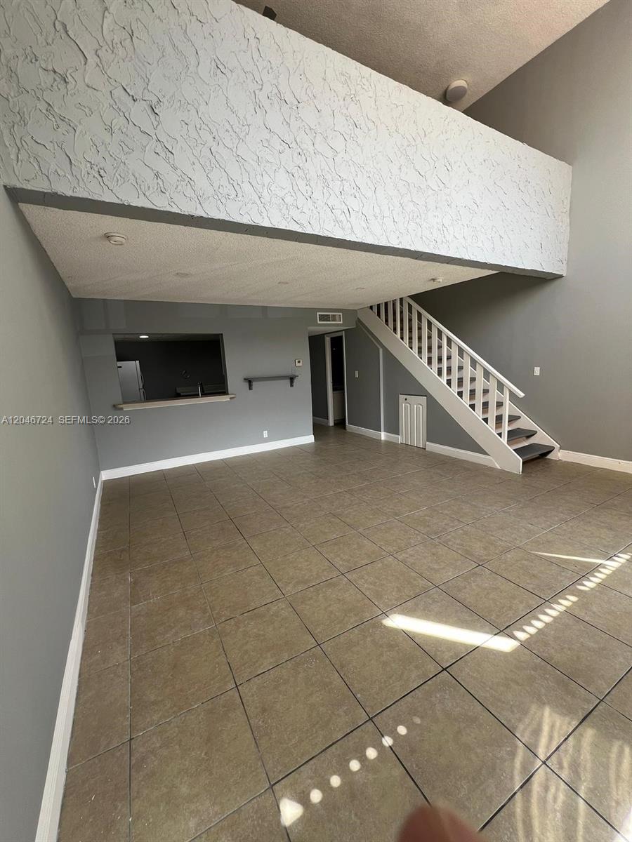 18051 NW 68th Avenue K-204 Property Photo 1