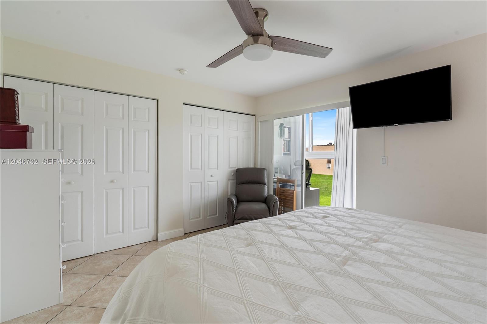 9101 Sunrise Lakes Boulevard 202 Property Photo 11
