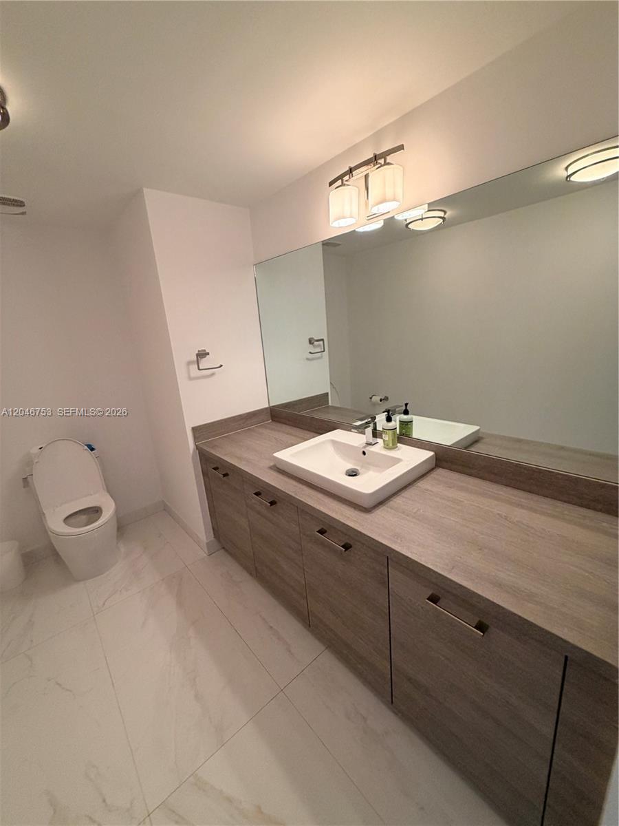 A12046753 Property Photo 9
