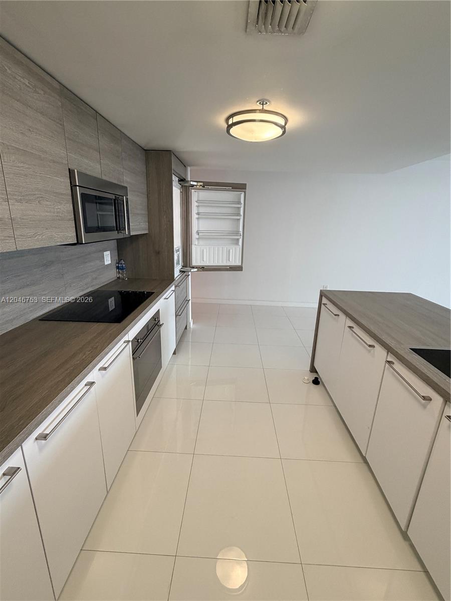 A12046753 Property Photo 16