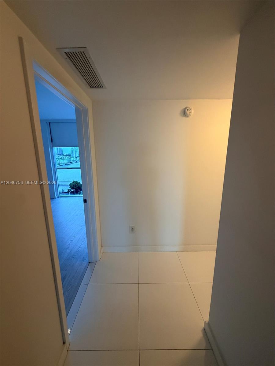 A12046753 Property Photo 24