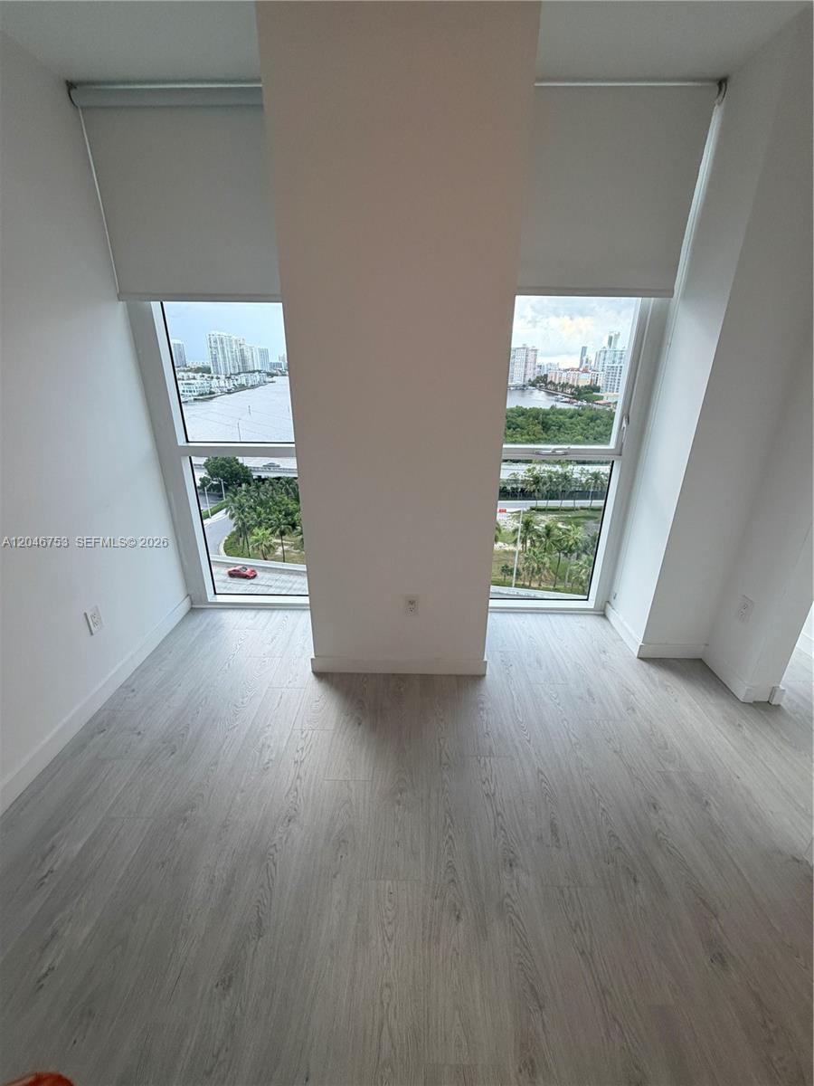 A12046753 Property Photo 35