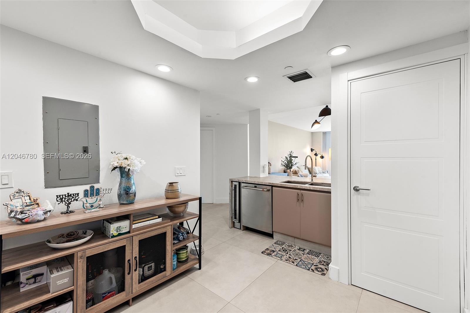 9595 Collins Avenue N10f Property Photo 17