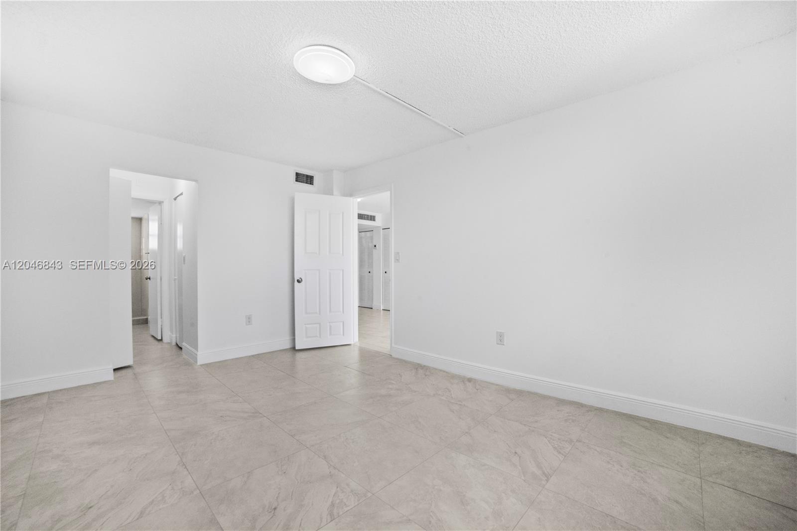 14155 Sw 87th Street E410 Property Photo 9