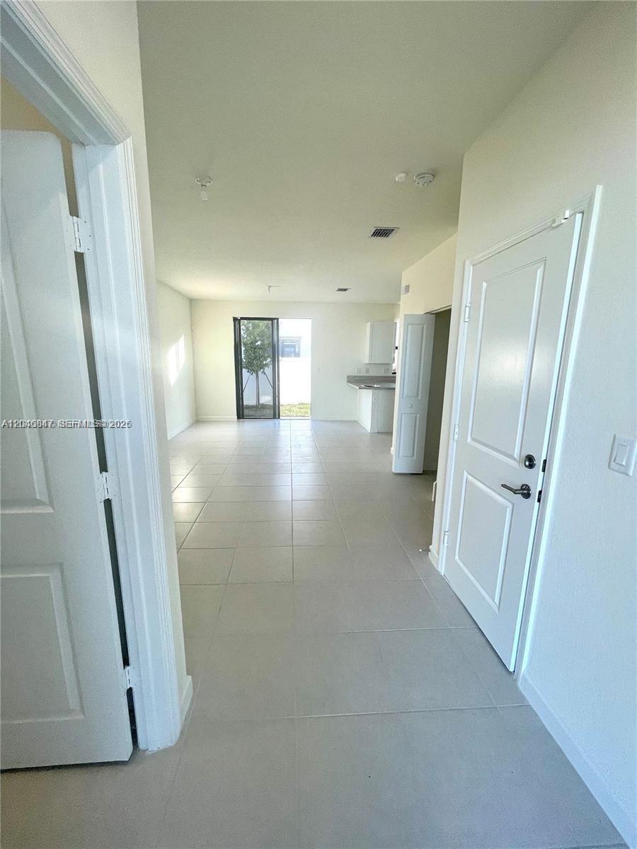 3338 W 112th Street Property Photo 5