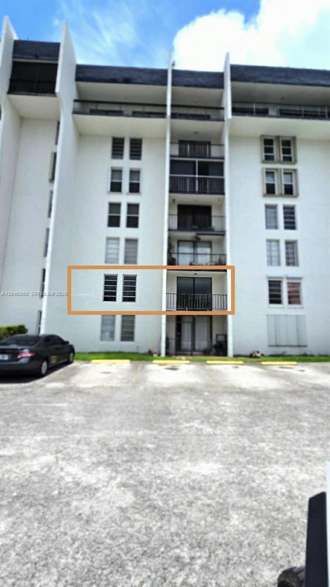 9682 Fontainebleau Boulevard 203 Property Photo 38