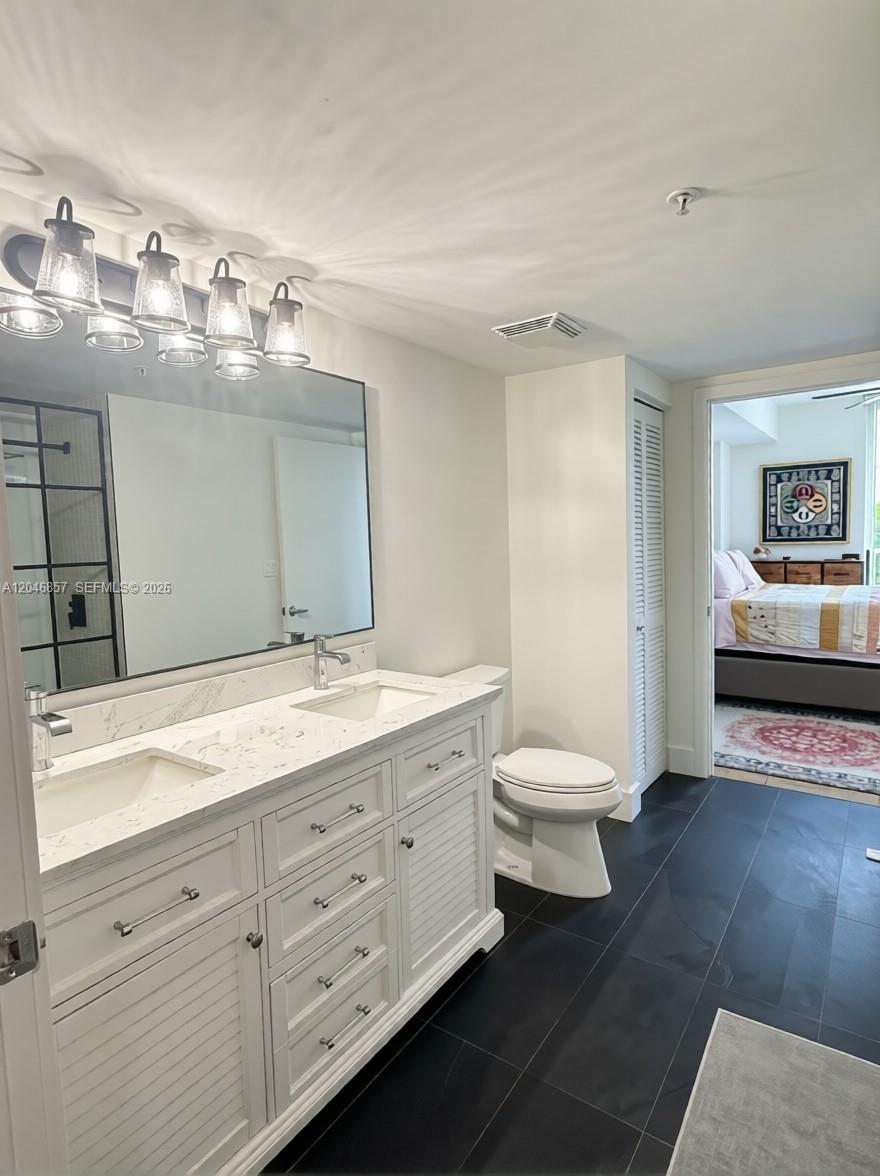 A12046857 Property Photo 6
