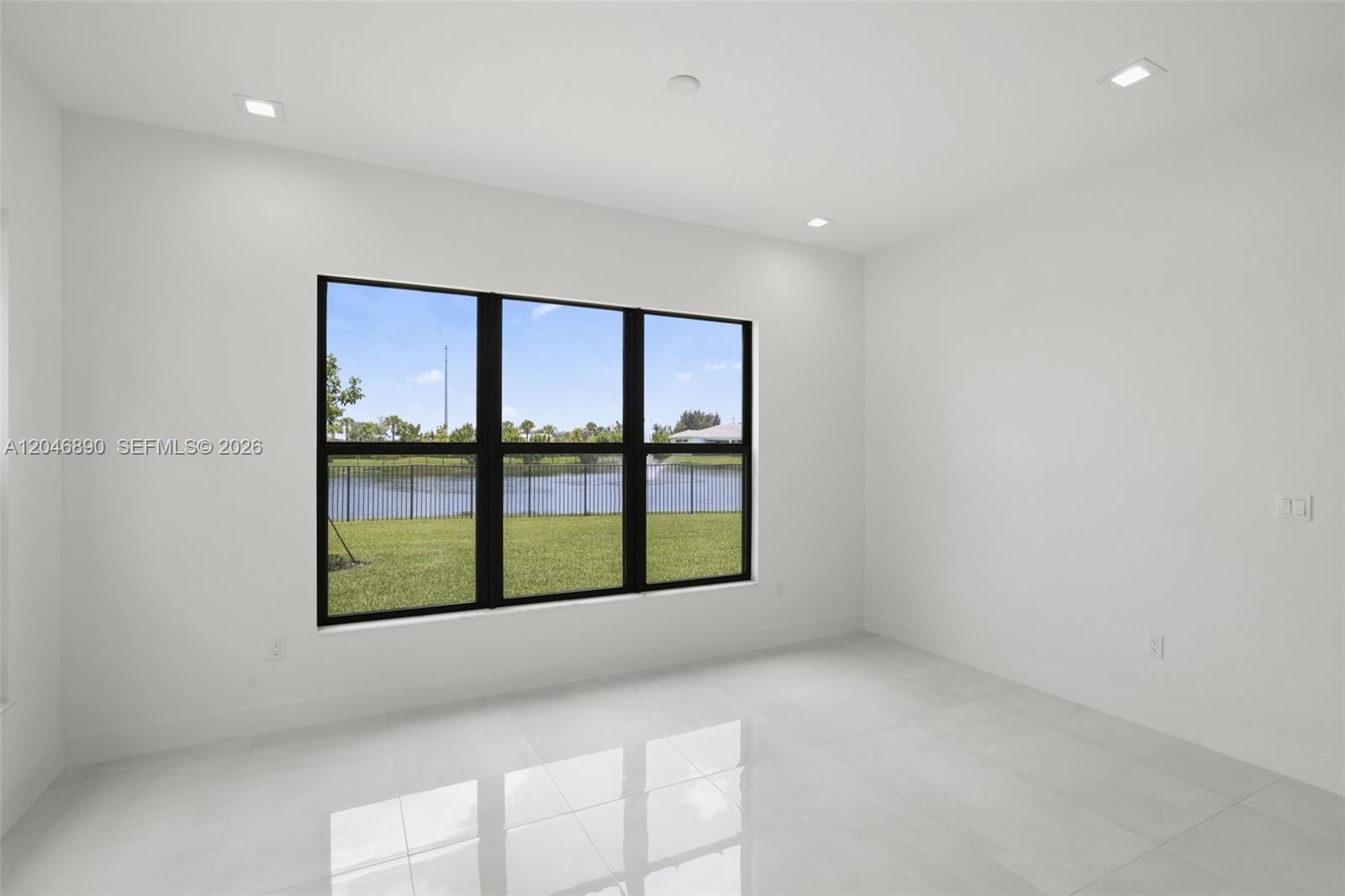 12866 Crane Crossing Property Photo 29