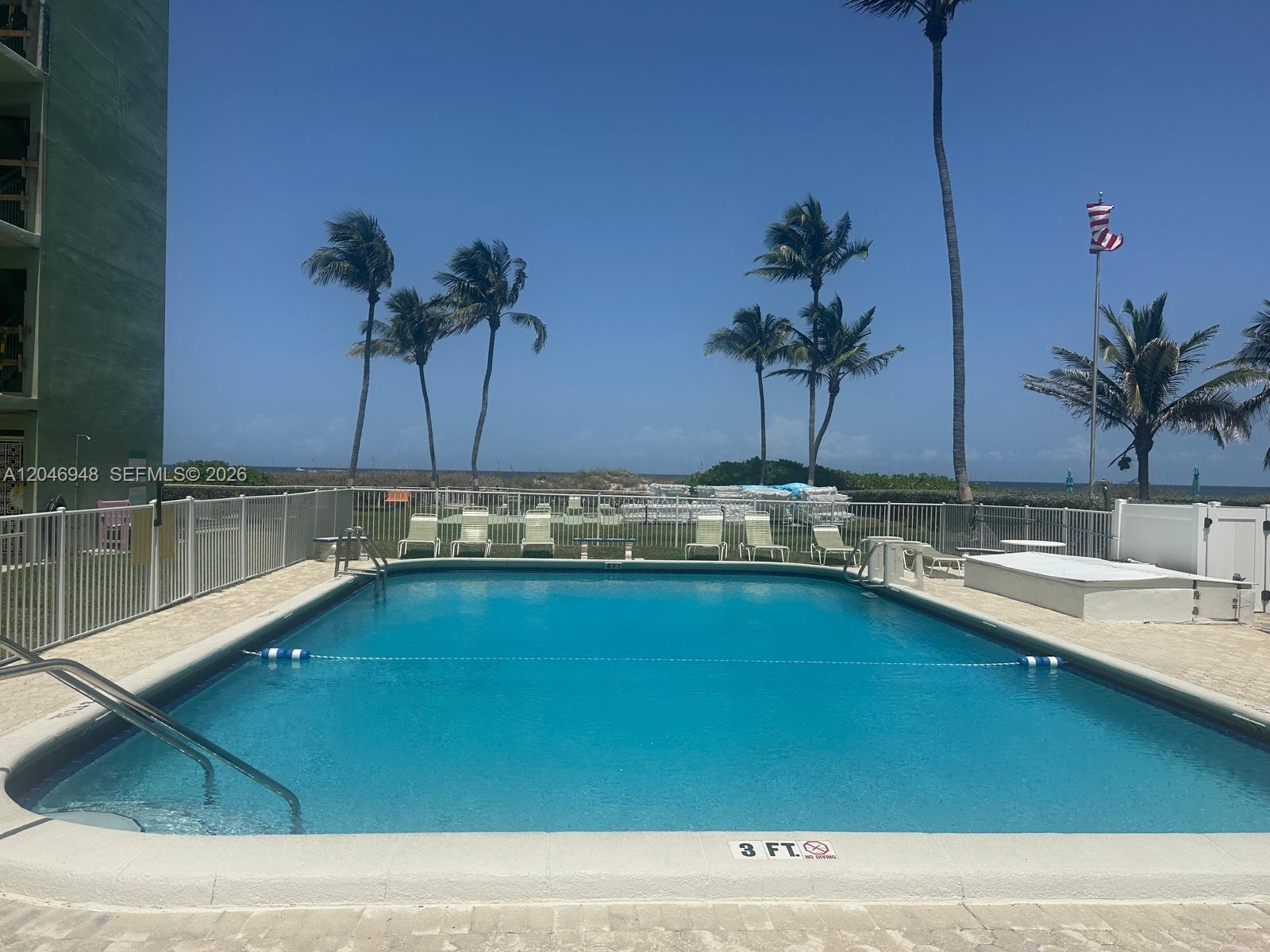 1750 S Ocean Boulevard 304e Property Photo 4