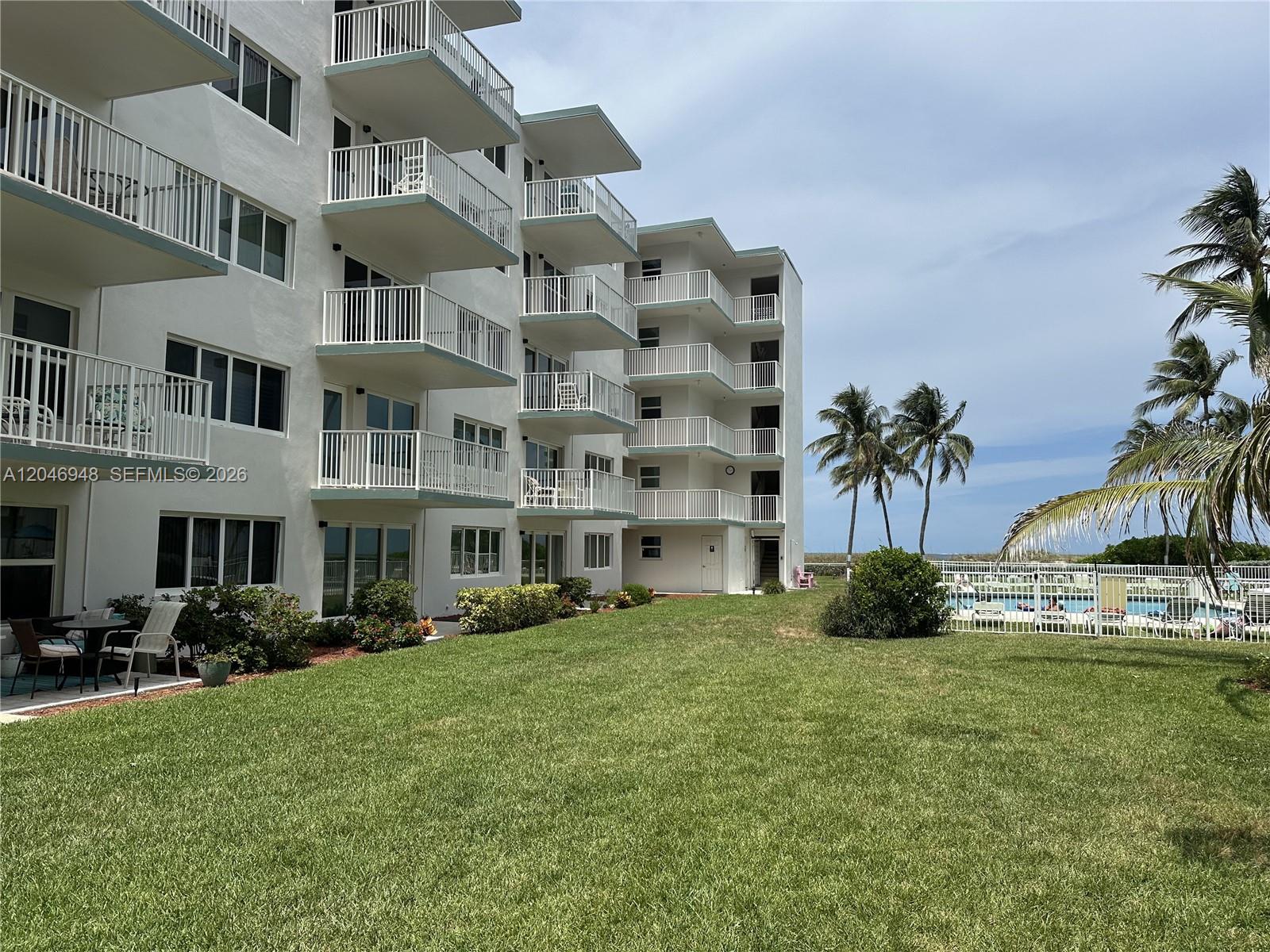 1750 S Ocean Boulevard 304e Property Photo 31