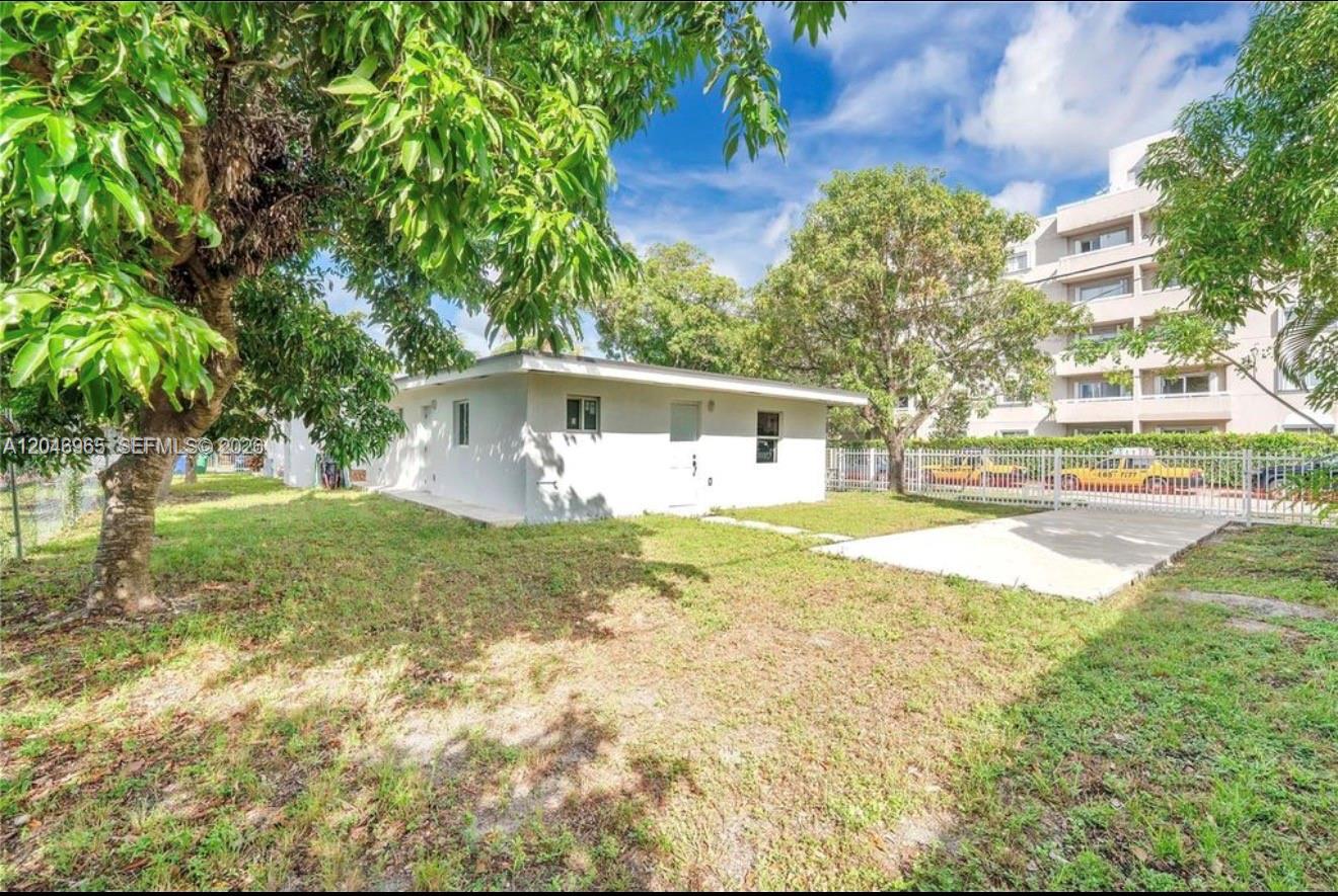 521 Nw 33rd Avenue 1 Property Photo 13