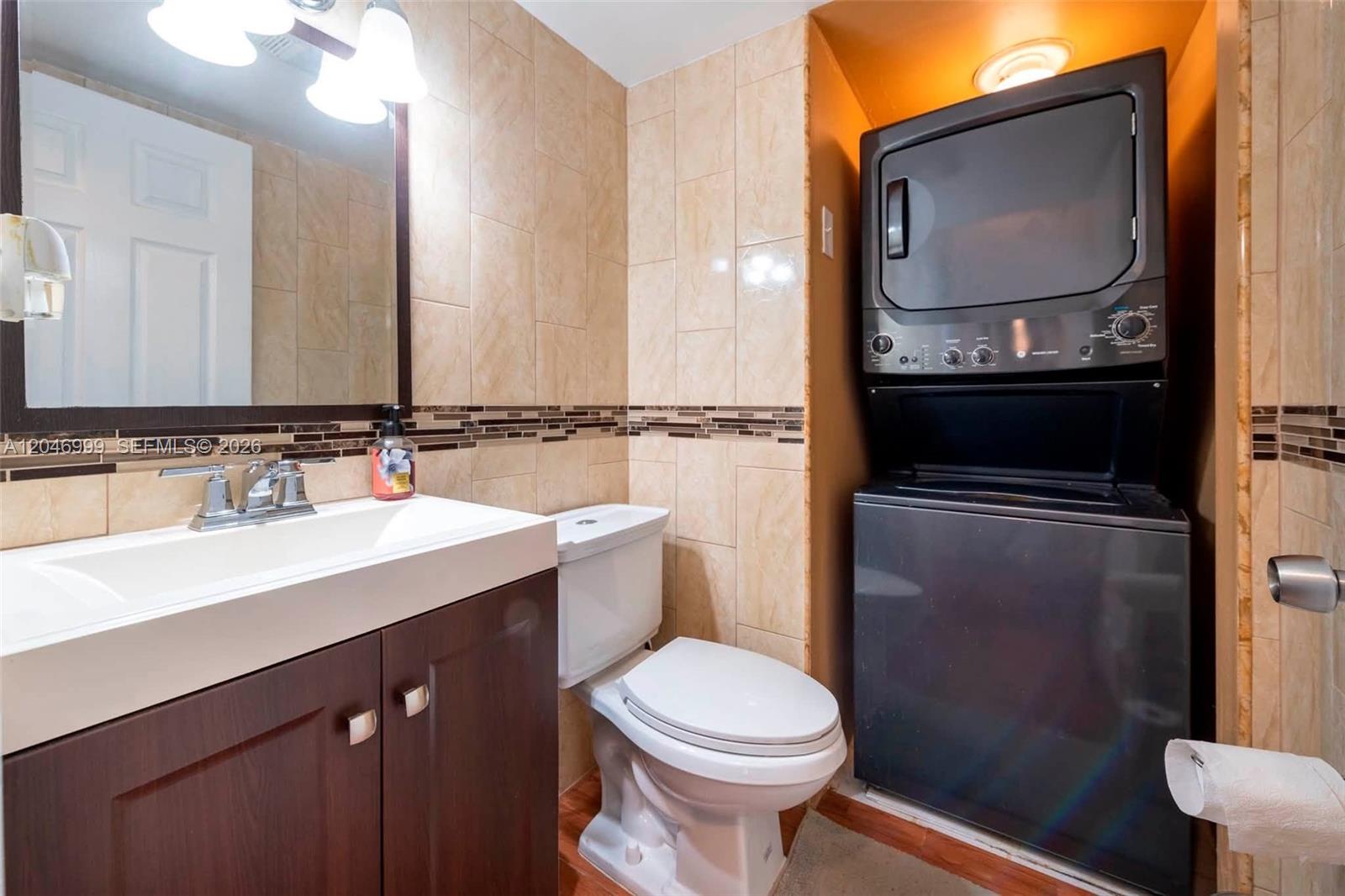 2201 Nw 56th Avenue 4-a Property Photo 14