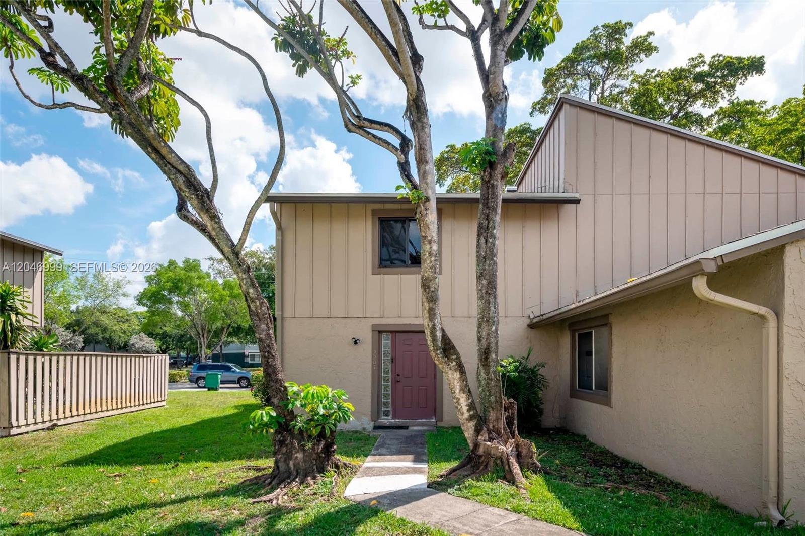 2201 Nw 56th Avenue 4-a Property Photo 17
