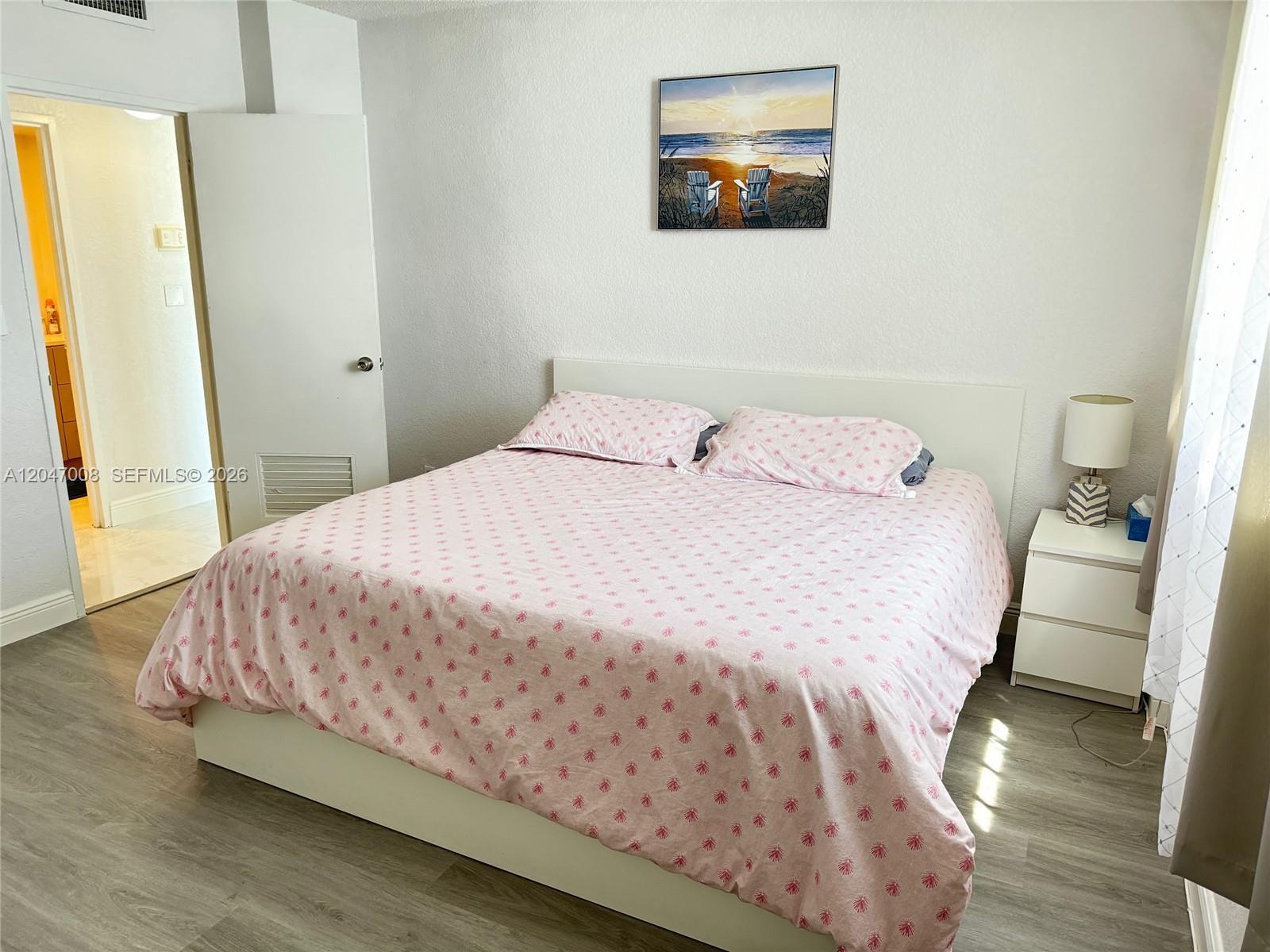 3901 S Ocean Drive 14z Property Photo 4