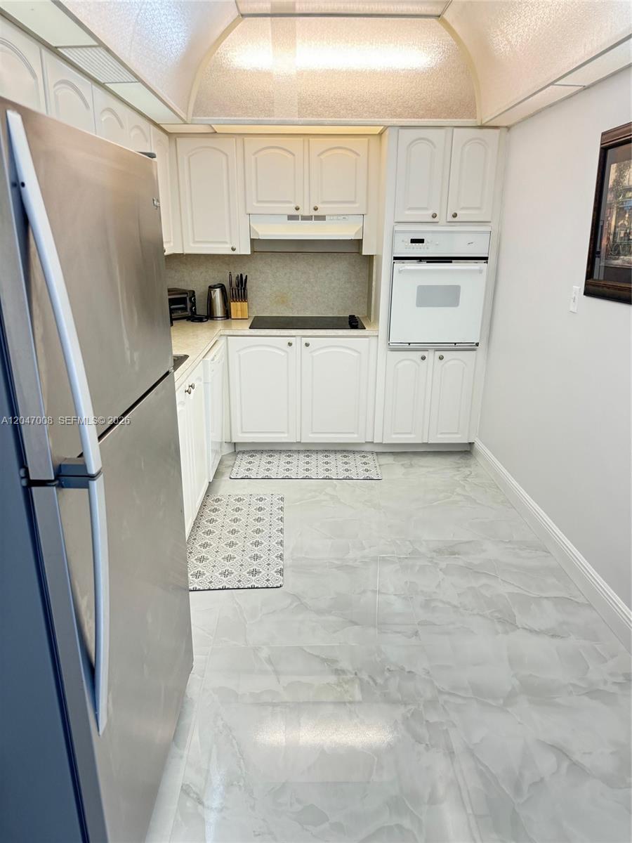3901 S Ocean Drive 14z Property Photo 11