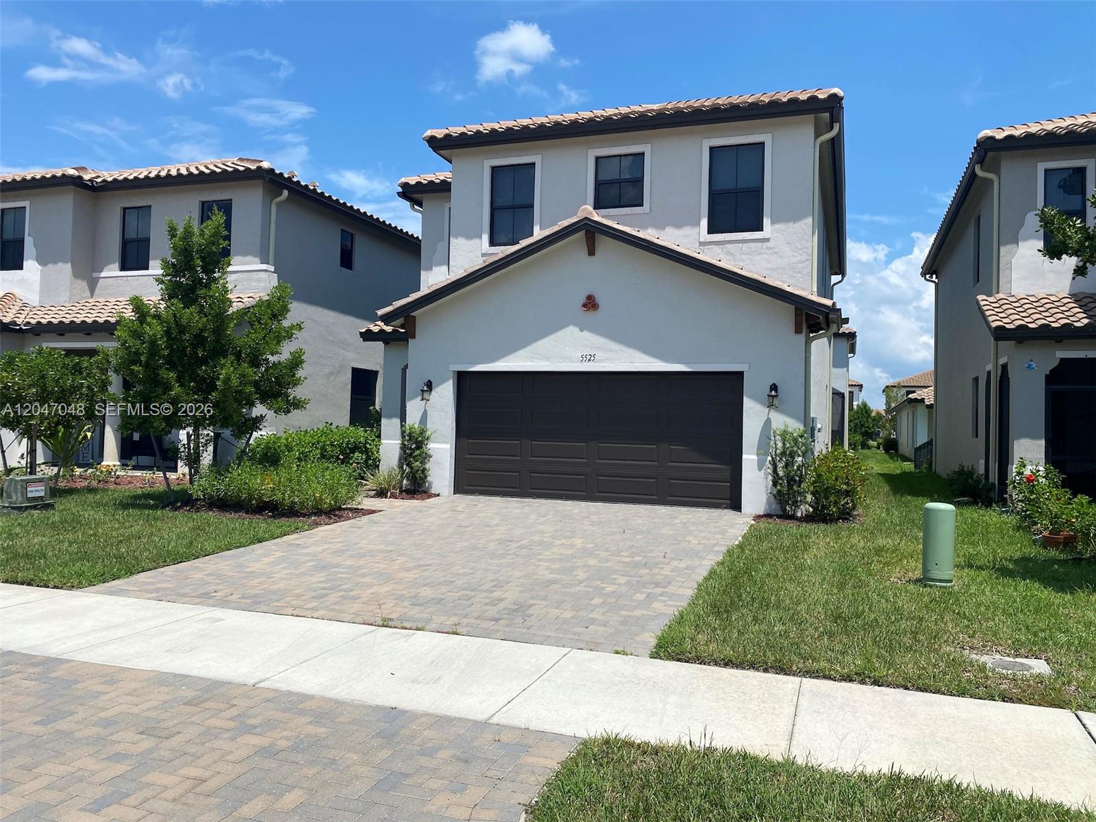 5525 Agostino Way Property Photo 1
