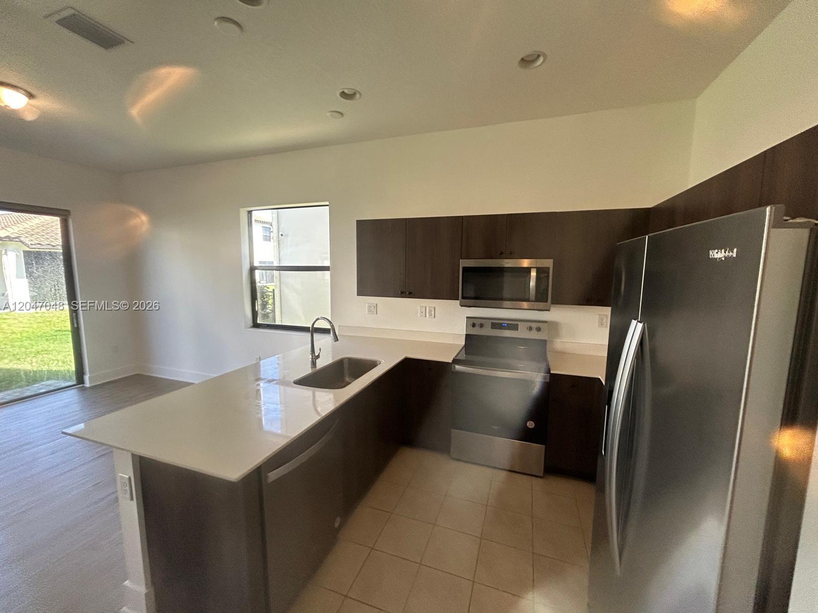 5525 Agostino Way Property Photo 8