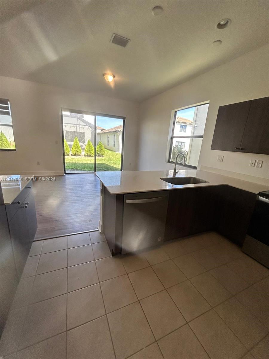 5525 Agostino Way Property Photo 14