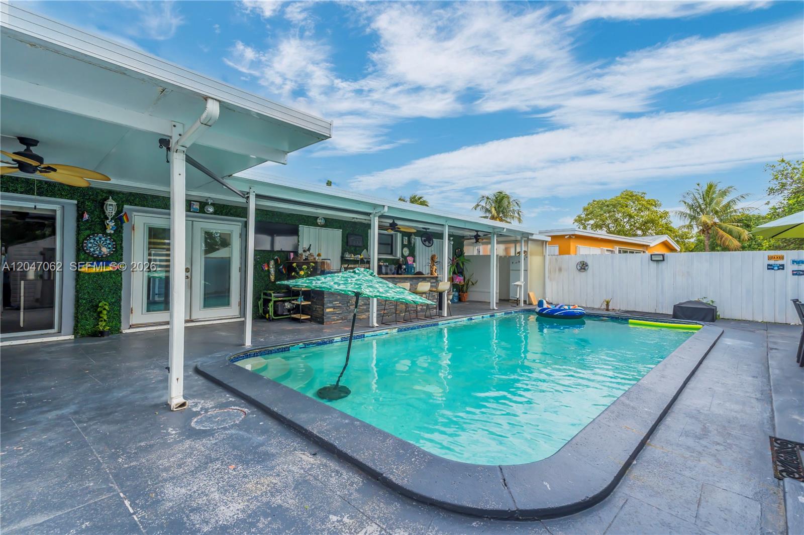 7630 Plantation Boulevard Property Photo 1