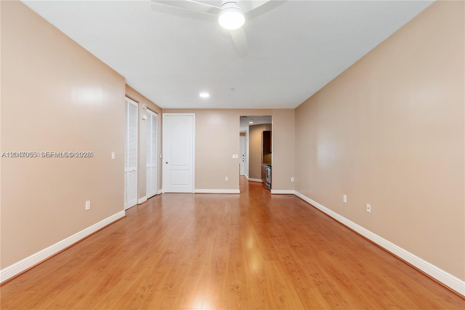365 Sw 13th Terrace - Property Photo 11
