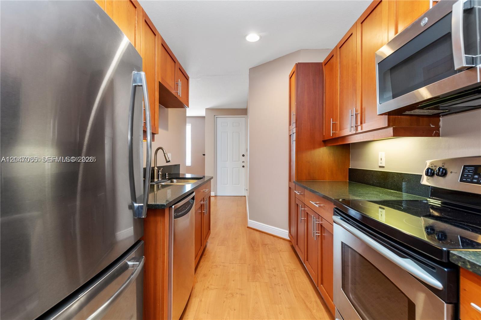 365 Sw 13th Terrace - Property Photo 32
