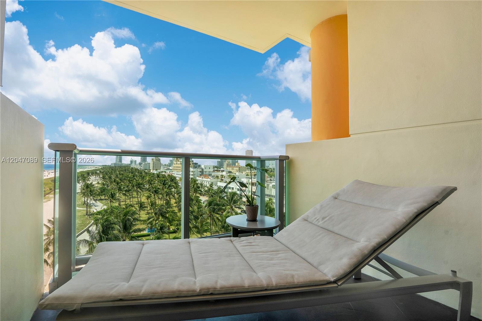1455 Ocean Drive 904 Property Photo 36