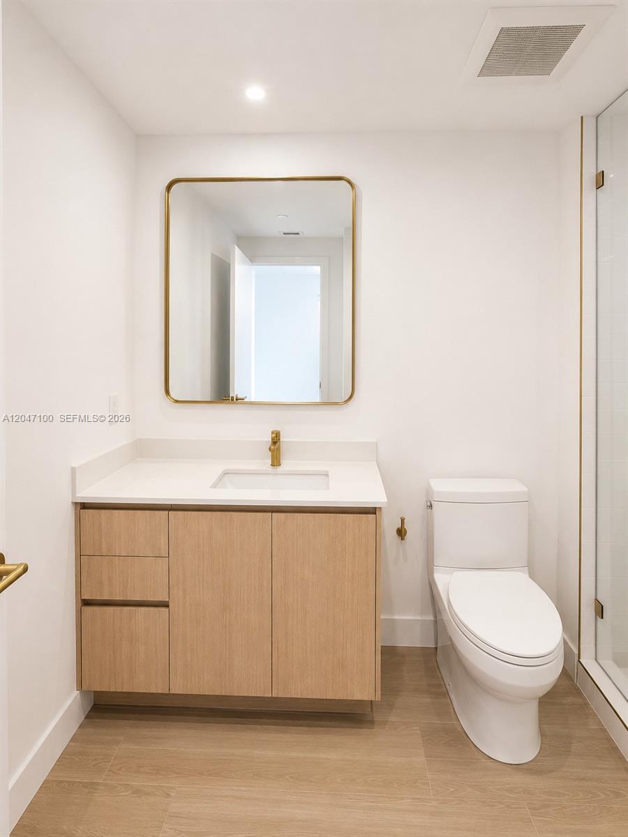 90 Ne 32nd Street 1126 Property Photo 9