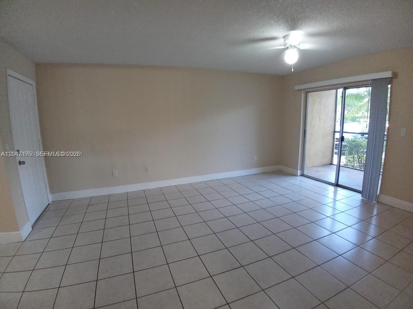 A12047175 Property Photo 11