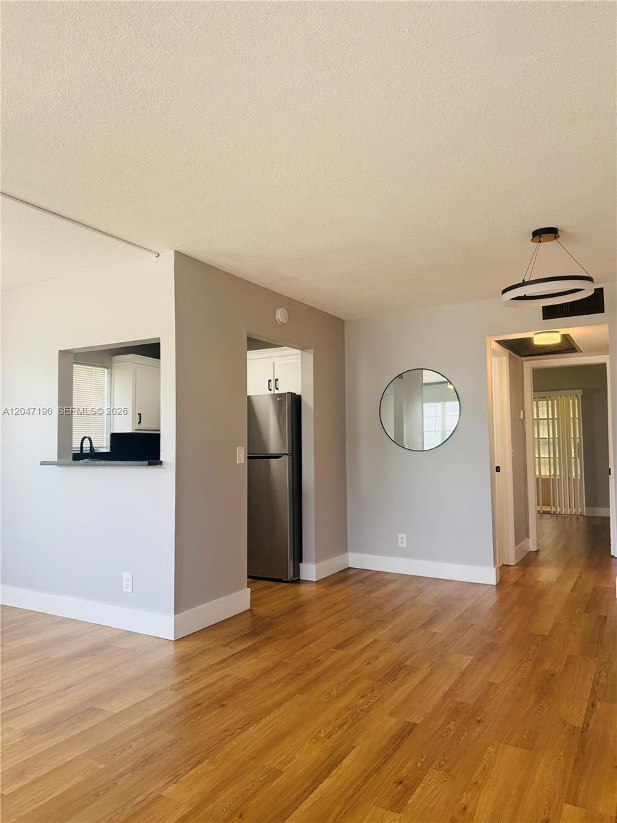 21 Windsor B B Property Photo 4