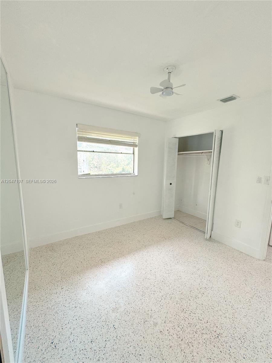 A12047197 Property Photo 6