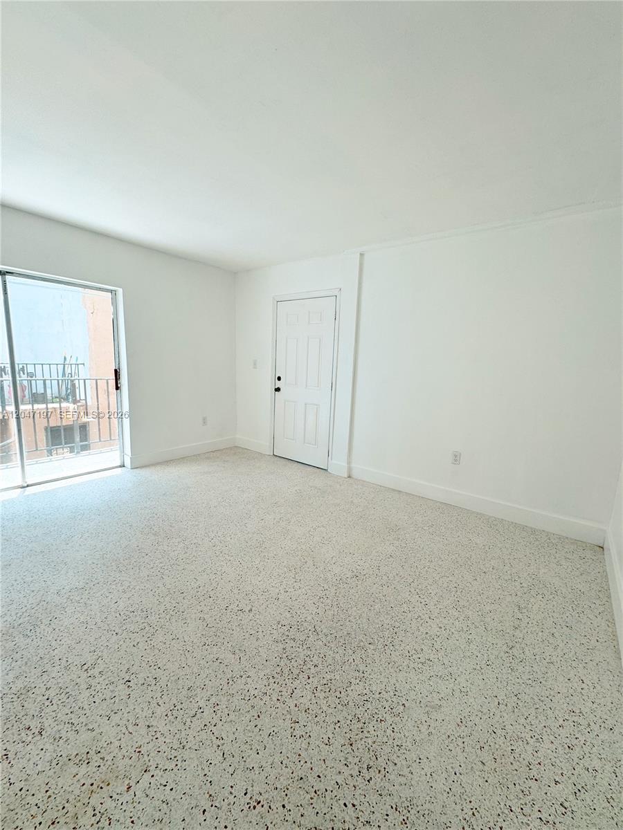 A12047197 Property Photo 7